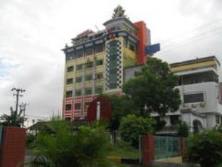 Oyo 1114 Denpasar Hotel Makassar
